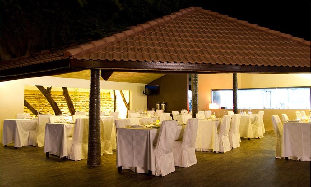 The Rhino Resort Hotel & Spa Saly Portudal Exterior photo